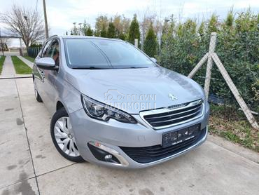 Peugeot 308 1.2B ALLURE/PANO