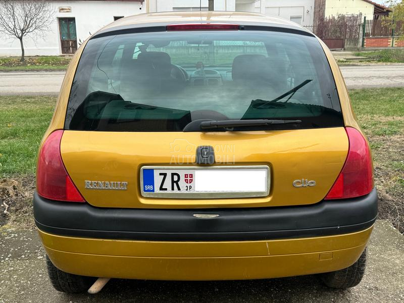 Renault Clio 