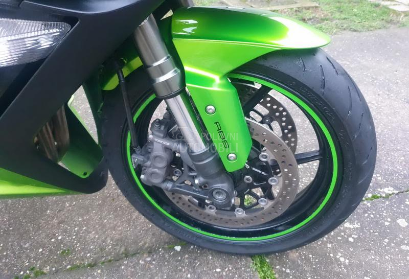 Kawasaki Z1000SX Povoljno