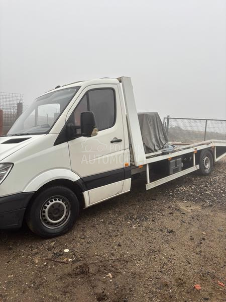 Mercedes Benz Sprinter