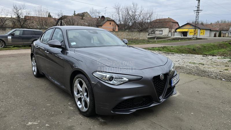 Alfa Romeo Giulia SPRINT