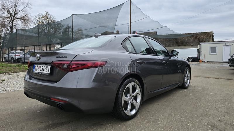 Alfa Romeo Giulia SPRINT