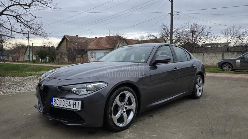 Alfa Romeo Giulia SPRINT