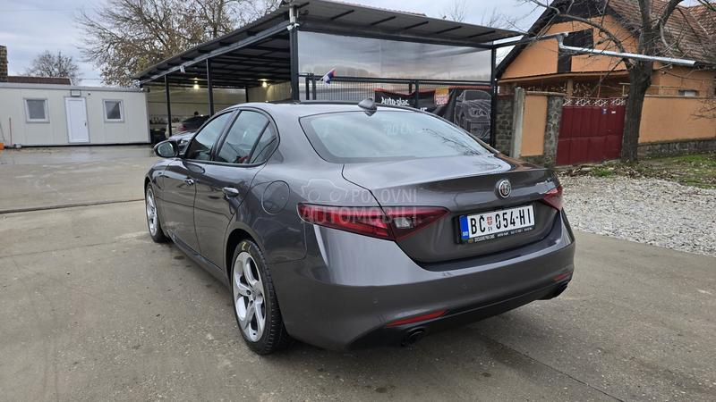 Alfa Romeo Giulia SPRINT