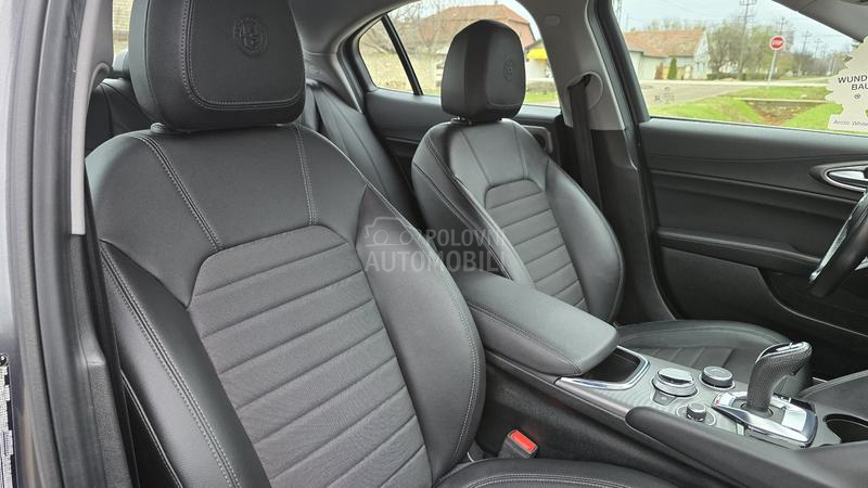 Alfa Romeo Giulia SPRINT