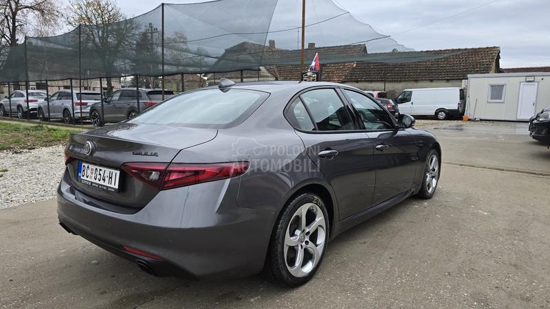 Alfa Romeo Giulia SPRINT