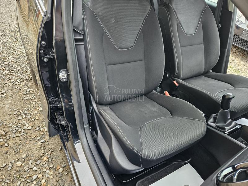 Renault Clio 1.2-4cil  NAV