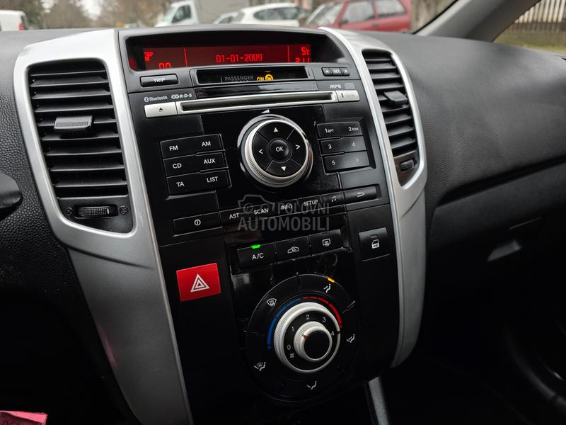 Kia Venga 1.4 crdi 66 k w