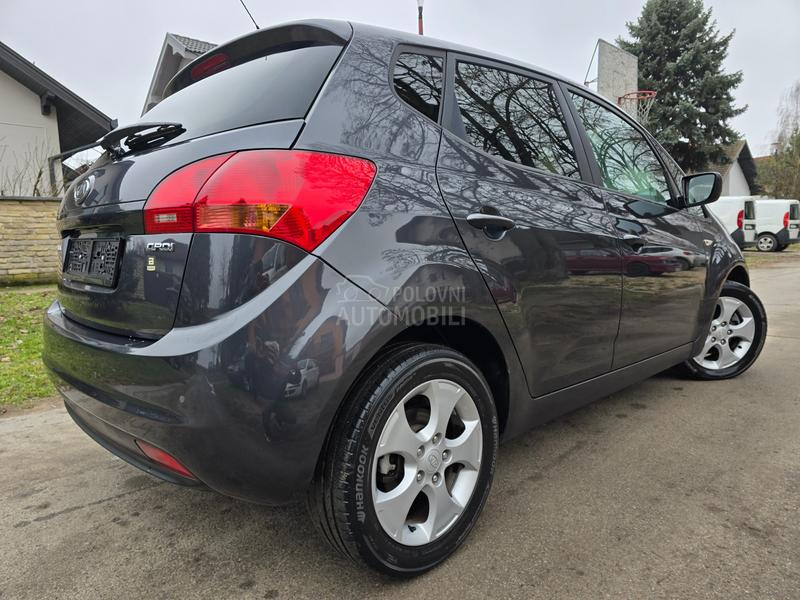 Kia Venga 1.4 crdi 66 k w