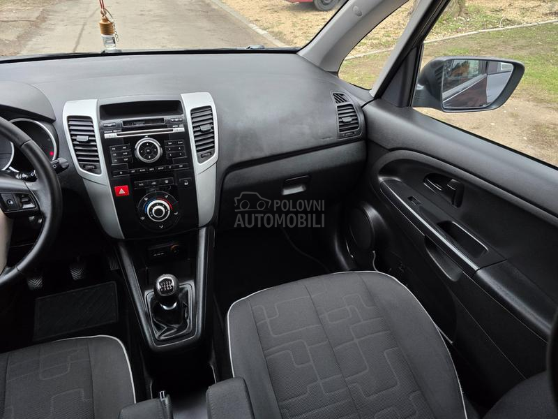 Kia Venga 1.4 crdi 66 k w