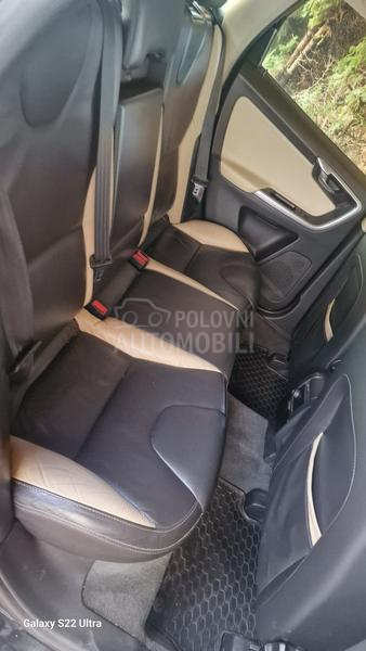 Volvo XC60 r design 2.4