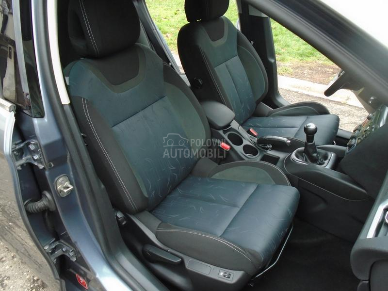 Citroen C4 1.6 ful GLANC NOVO