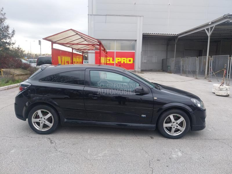 Opel Astra H 
