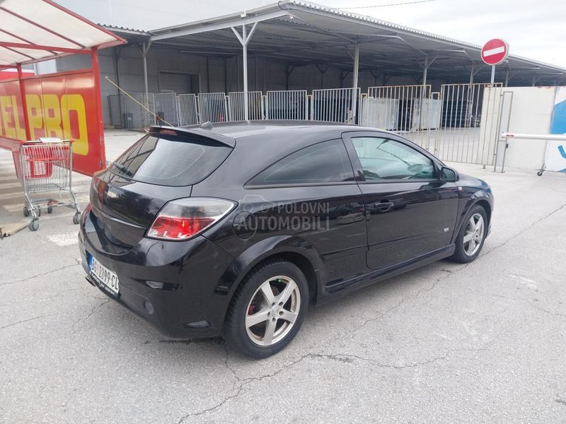 Opel Astra H 