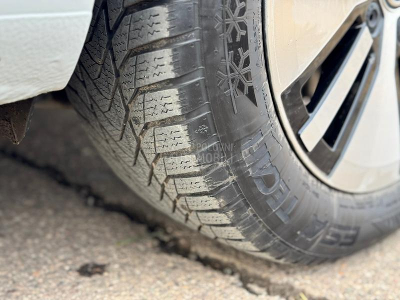 Volkswagen Golf 7 E Virtuel 7.5