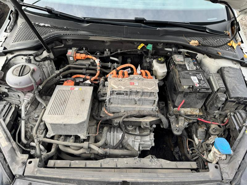 Volkswagen Golf 7 E Virtuel 7.5