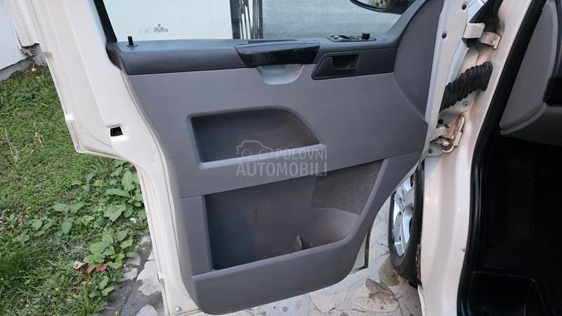 Volkswagen Transporter T5 1.9 TDI Lang