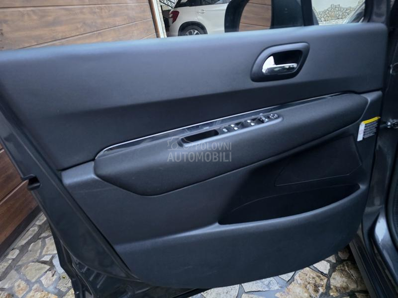 Peugeot 3008 1.6 HDI