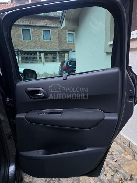Peugeot 3008 1.6 HDI