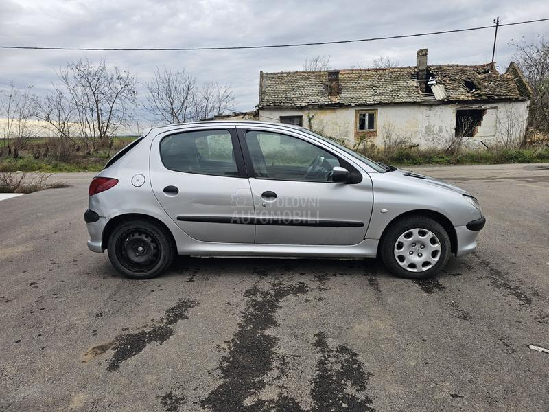 Peugeot 206 