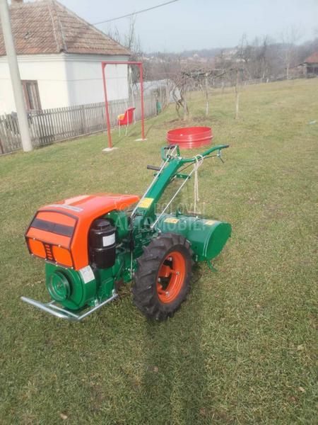 Labin Progres 14ks i pumpa za vodu