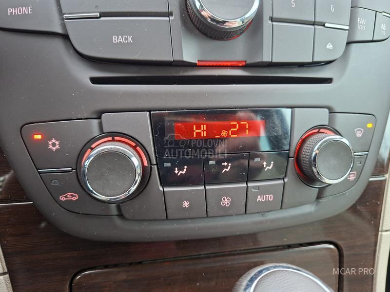 Opel Insignia a k c i j a