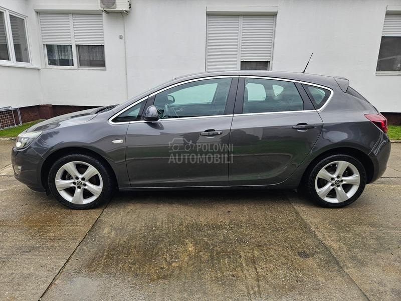 Opel Astra J 1.4