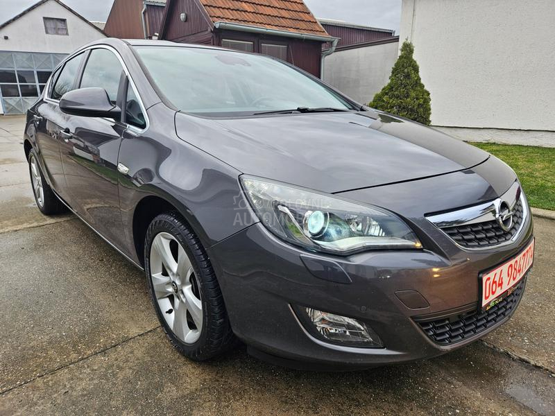 Opel Astra J 1.4
