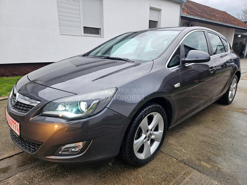 Opel Astra J 1.4