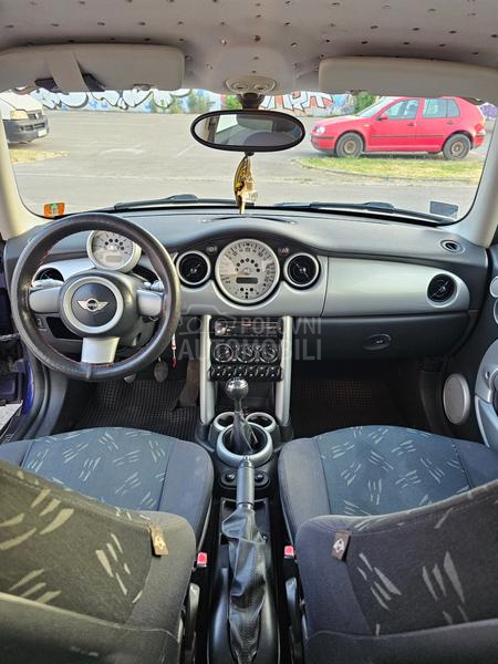 MINI Cooper 1.6