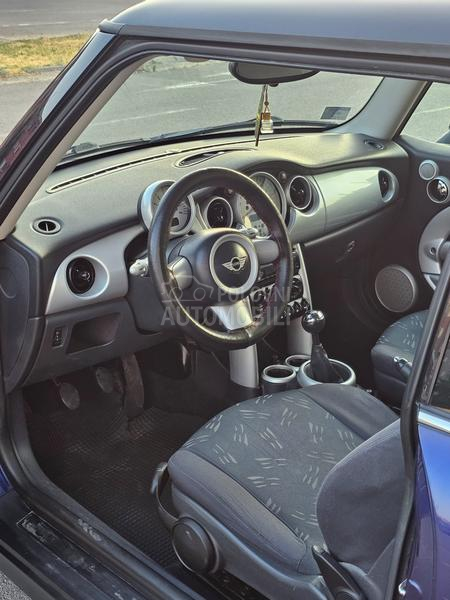 MINI Cooper 1.6