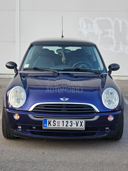 MINI Cooper 1.6