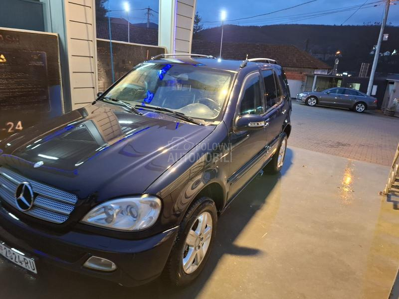 Mercedes Benz ML 270 manuelac