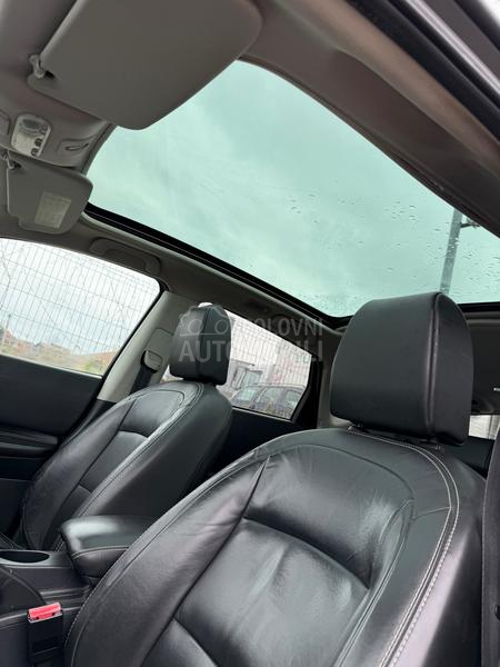 Nissan Qashqai 1.5 dci TEKNA