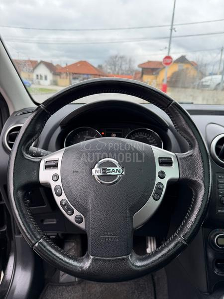 Nissan Qashqai 1.5 dci TEKNA