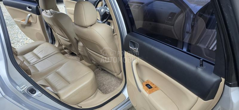 Honda Accord 2.4b nov nov