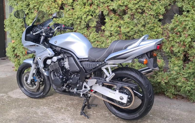 Yamaha FAZER 600 FZS 600 CH