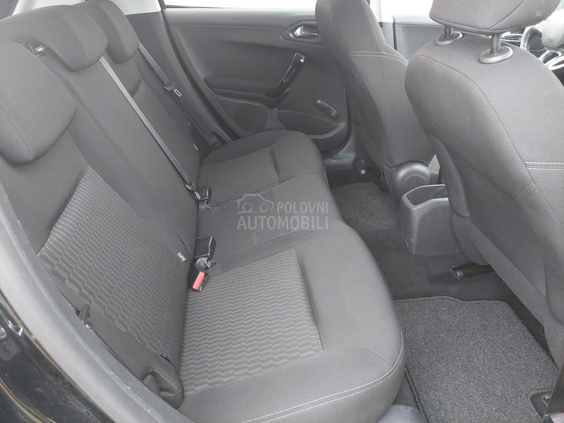 Peugeot 208 1.2B STYLE NOWW