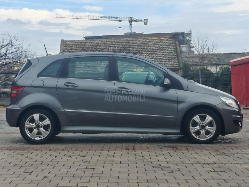 Mercedes Benz B 200 CDI
