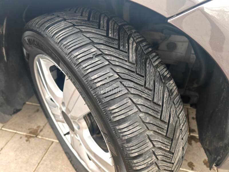 Mercedes Benz B 200 CDI