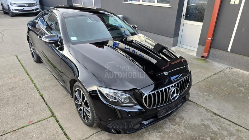 Mercedes Benz E 220 