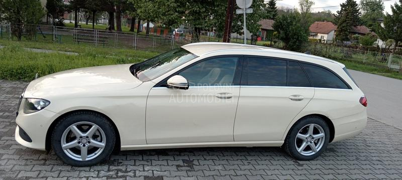 Mercedes Benz E 220 