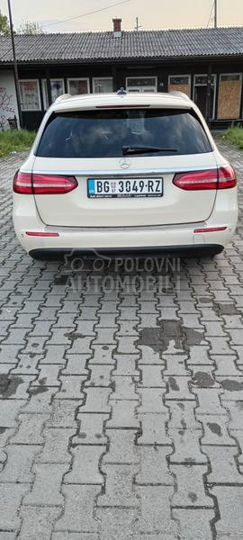 Mercedes Benz E 220 