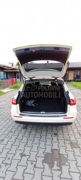 Mercedes Benz E 220 