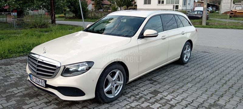 Mercedes Benz E 220 