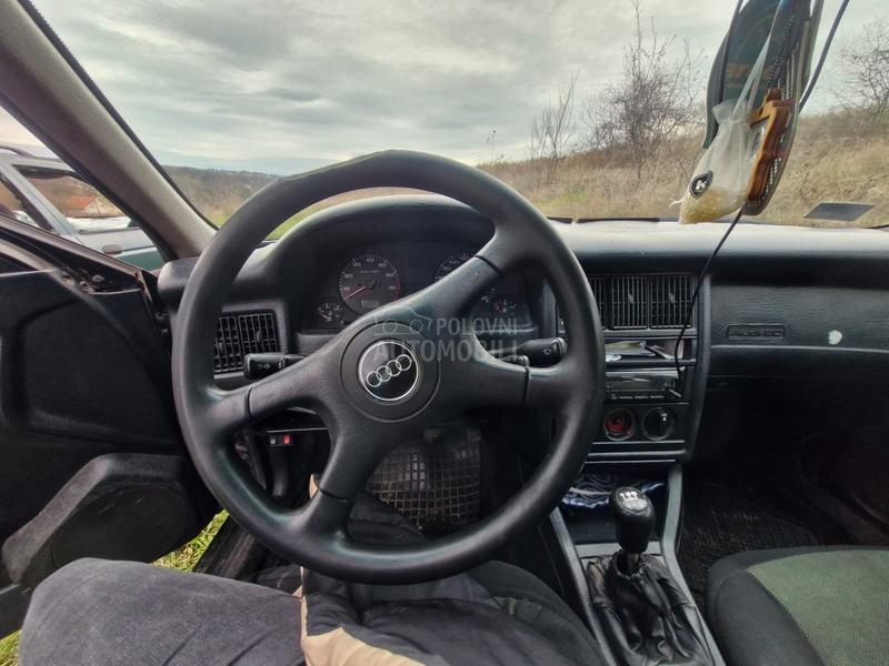 Audi 80 
