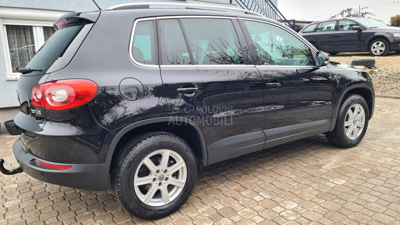 Volkswagen Tiguan 2.0TDI  4x4 DSG-6