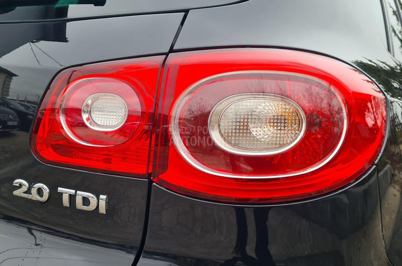 Volkswagen Tiguan 2.0TDI  4x4 DSG-6