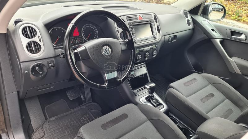 Volkswagen Tiguan 2.0TDI  4x4 DSG-6