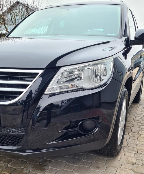 Volkswagen Tiguan 2.0TDI  4x4 DSG-6